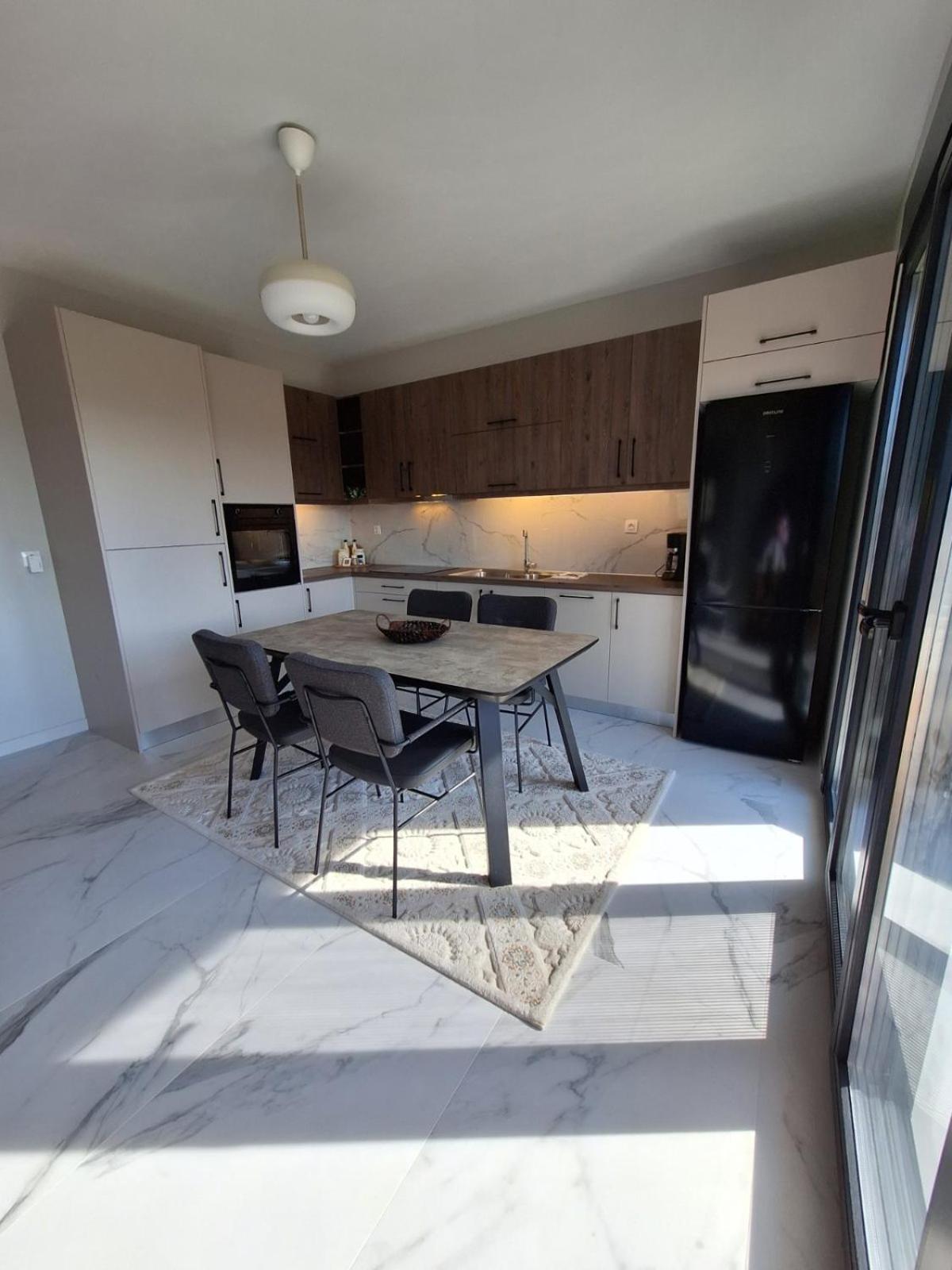 P&M Apartment Янина Экстерьер фото